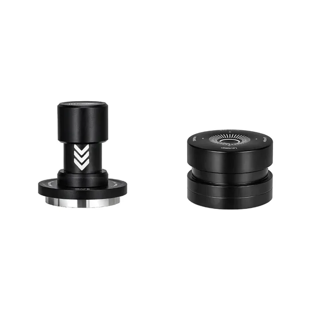 Zweiteilige Option auf Weiß: der V6 Impact-Tamper Mini mit Winkelmarkierungen und der Distributor mit Doppellager