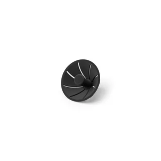 Negotiator per filtri Black Tamp per UFO Dripper, cono nero opaco con fessure visto di tre quarti