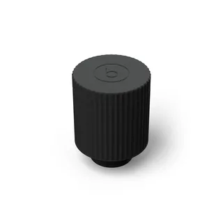Single-Dose-Trichter von oben im Winkel gesehen, das Black-Tamp-Symbol auf dem Deckel