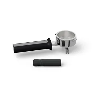 Taschen-WDT-Tool – das geschlossene Tool neben einem Siebträger, zum Größenvergleich, auf Weiß