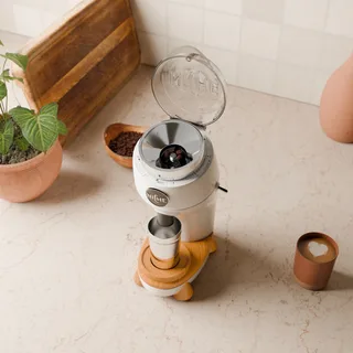 Discos de Control de Flujo para Niche Zero – la Niche Zero con la tapa abierta, vista desde arriba, en una cocina